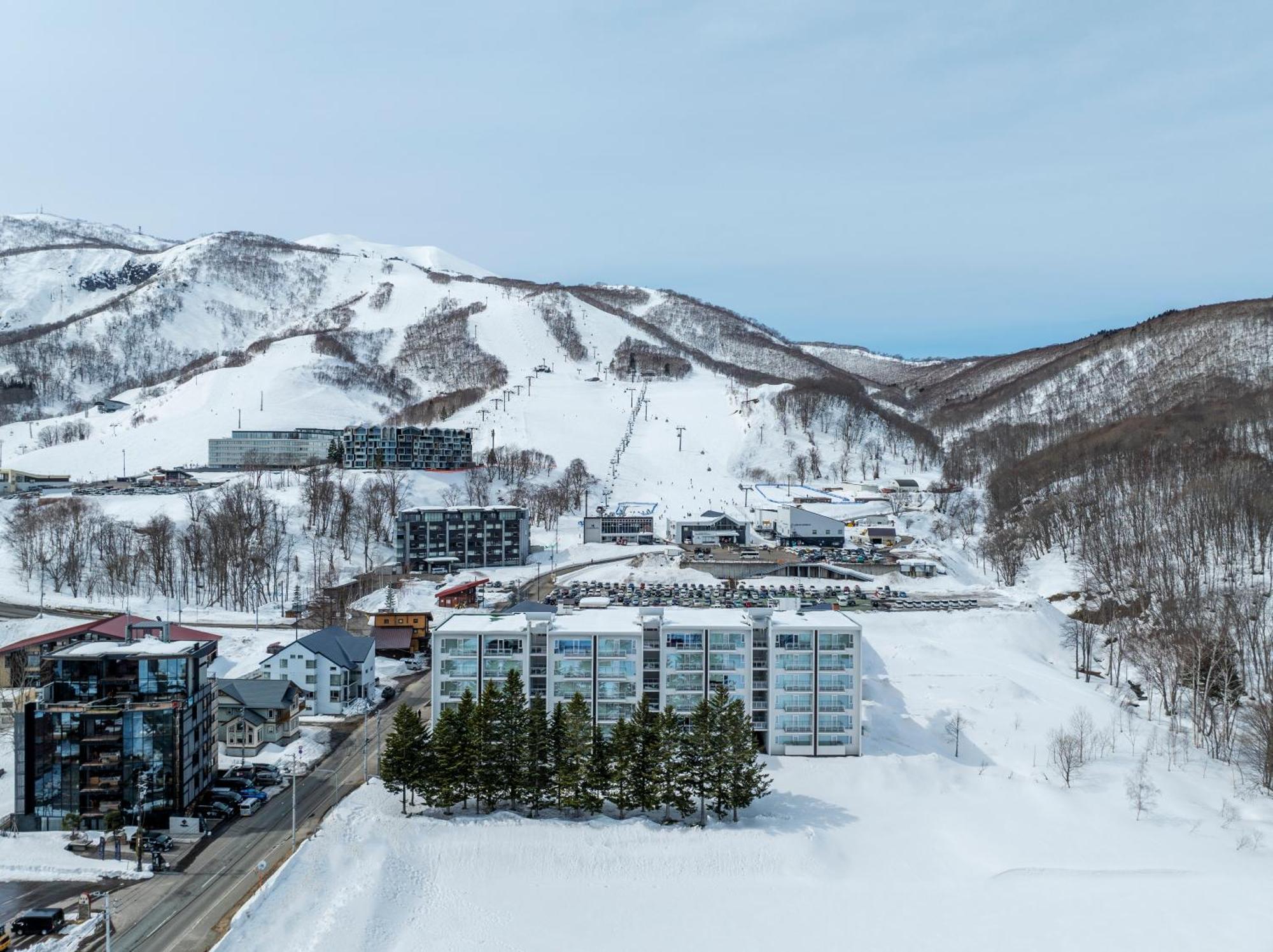 Niseko Landmark View Куттян Экстерьер фото
